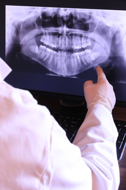 Best Mobile Emergency Dentist in Deshler, OH